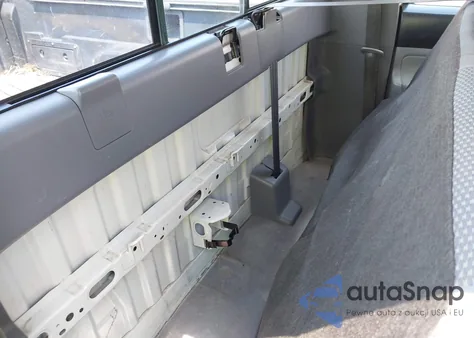 2010 Toyota Tacoma z USA, uszkodzony, nr VIN 5TENX4CN4AZ744606